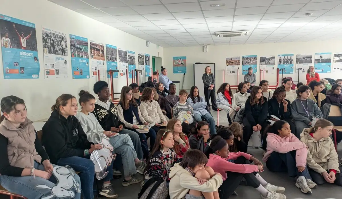 Célébration de Noël au Collège