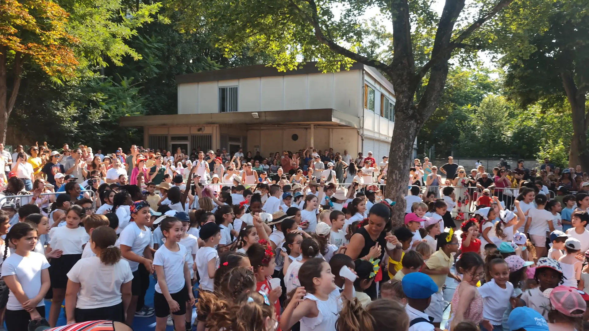 Spectacle de l’École – 27 juin 2026: ArtMony et créativité